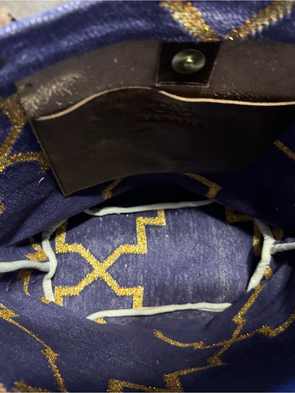 Sapana Tote Bag with Geometric Gold Pattern - Purple Woven - Picture 4 of 9